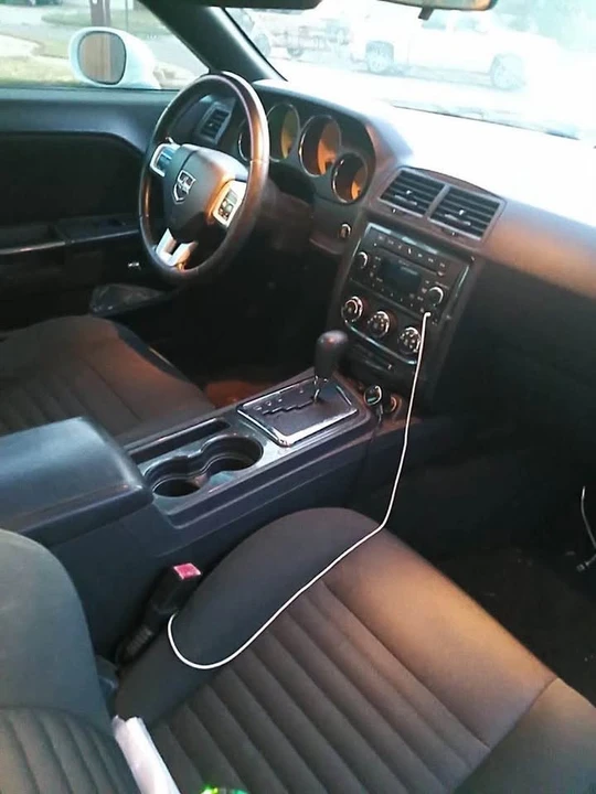 2011 Dodge Challenger 3rd Gen - Image 2 of 6