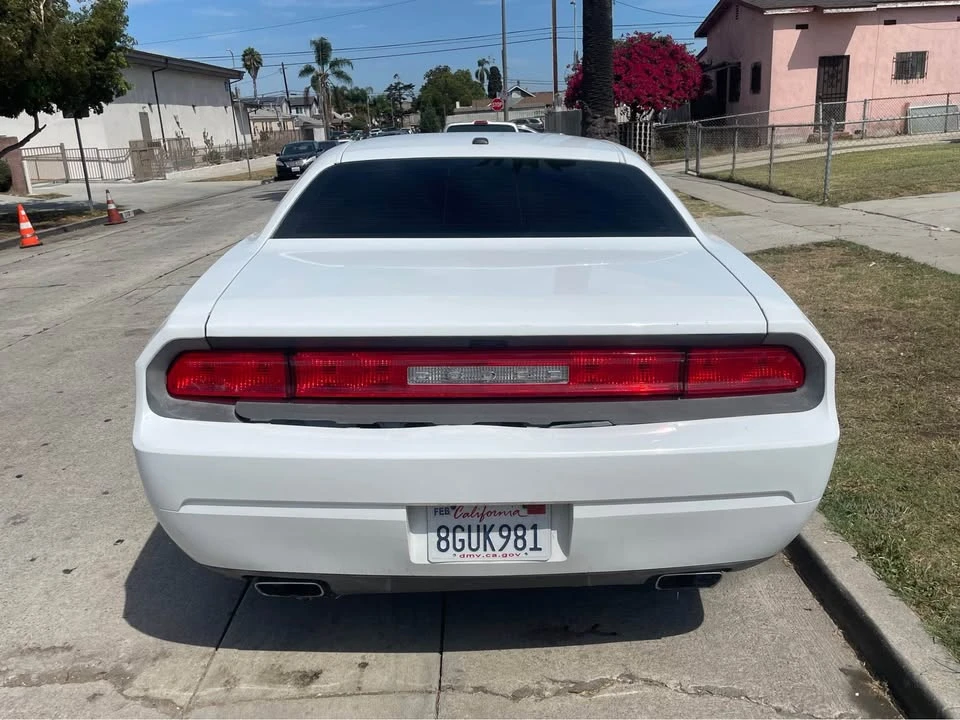 2011 Dodge Challenger 3rd Gen - Image 6 of 7