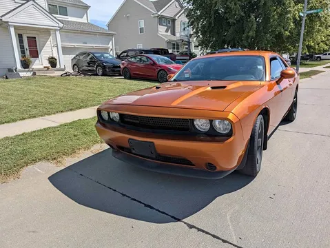 2011 Dodge Challenger SE Coupe 2D