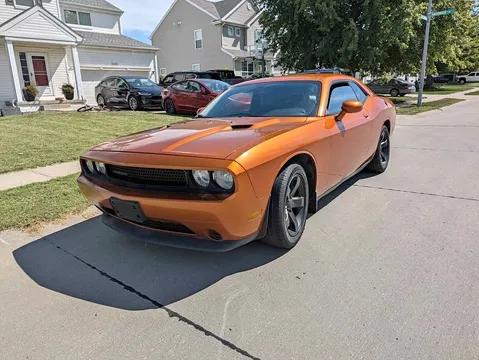 2011 Dodge Challenger SE Coupe 2D