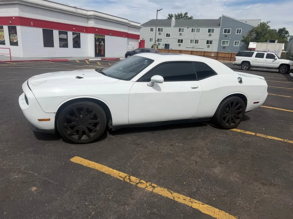 2011 Dodge Challenger 3rd Gen - Image 4 of 7