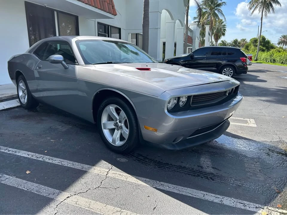 2011 Dodge Challenger 3rd Gen - Image 3 of 13