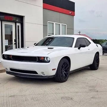2011 Dodge Challenger SE