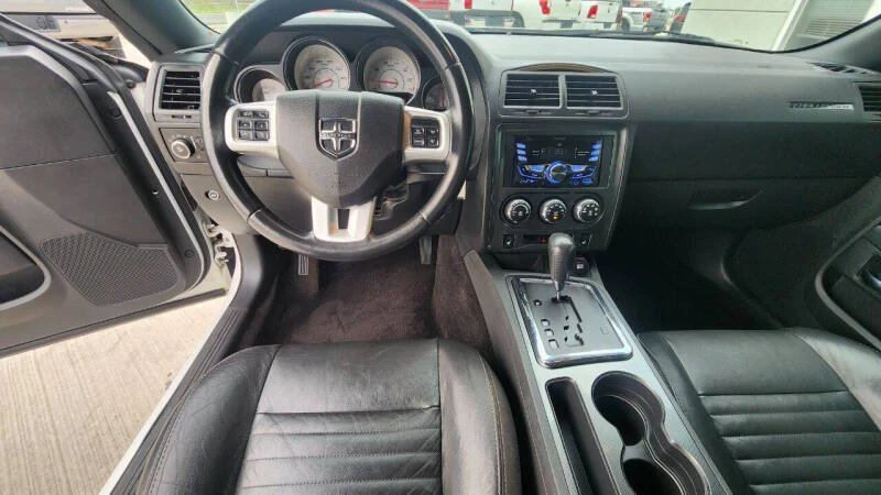 2011 Dodge Challenger 3rd Gen - Image 9 of 13