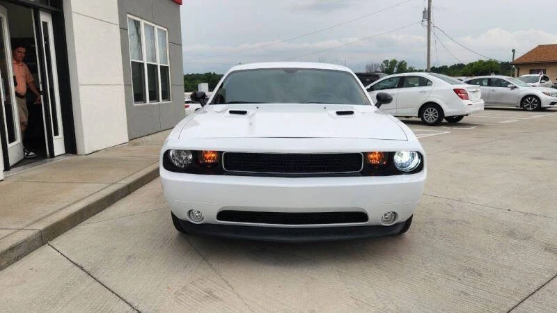 2011 Dodge Challenger 3rd Gen - Image 7 of 13