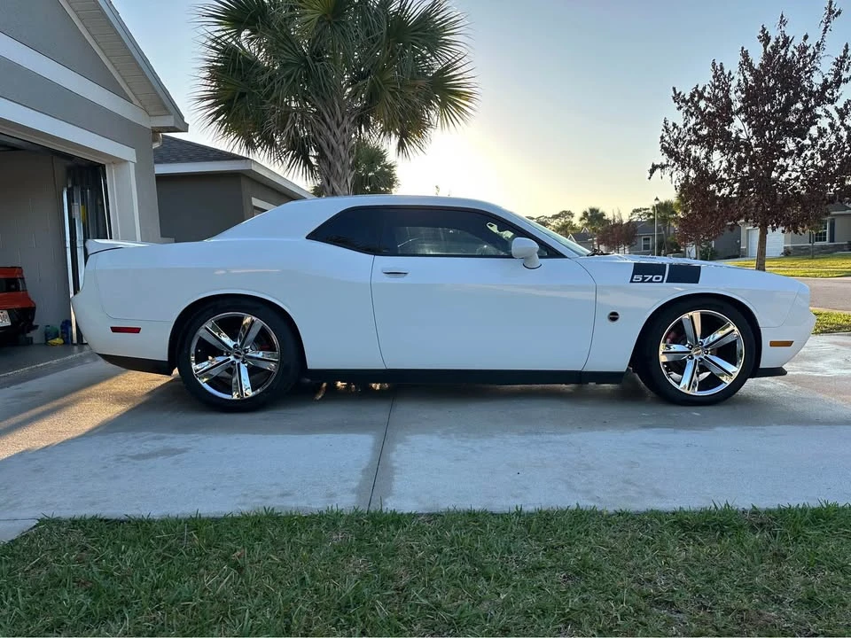 2011 Dodge Challenger 3rd Gen - Image 2 of 20