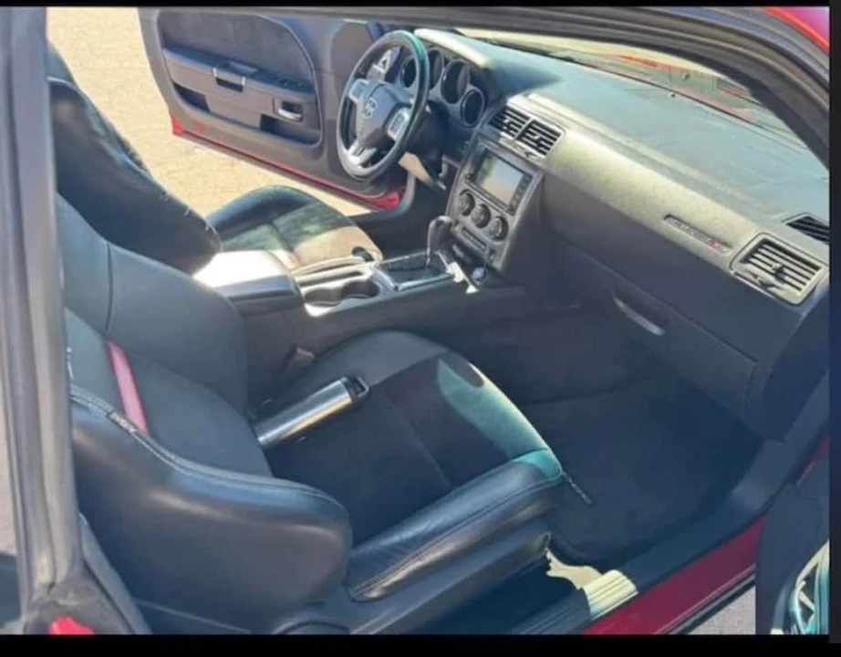 2011 Dodge Challenger SRT8 & 392 3rd Gen - Image 6 of 11