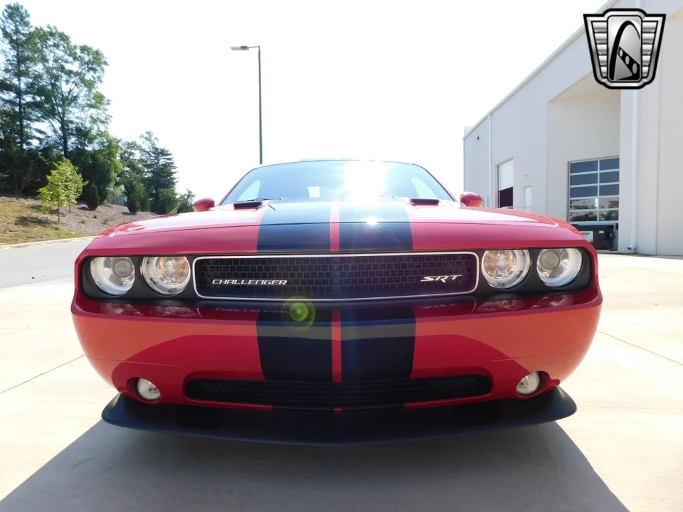 2011 Dodge Challenger SRT8 & 392 3rd Gen - Image 4 of 12