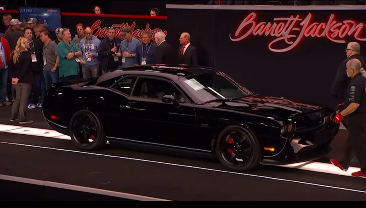 2011 Dodge Challenger SRT8 & 392 3rd Gen - Image 18 of 21