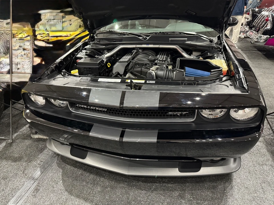 2011 Dodge Challenger SRT8 & 392 3rd Gen - Image 5 of 21