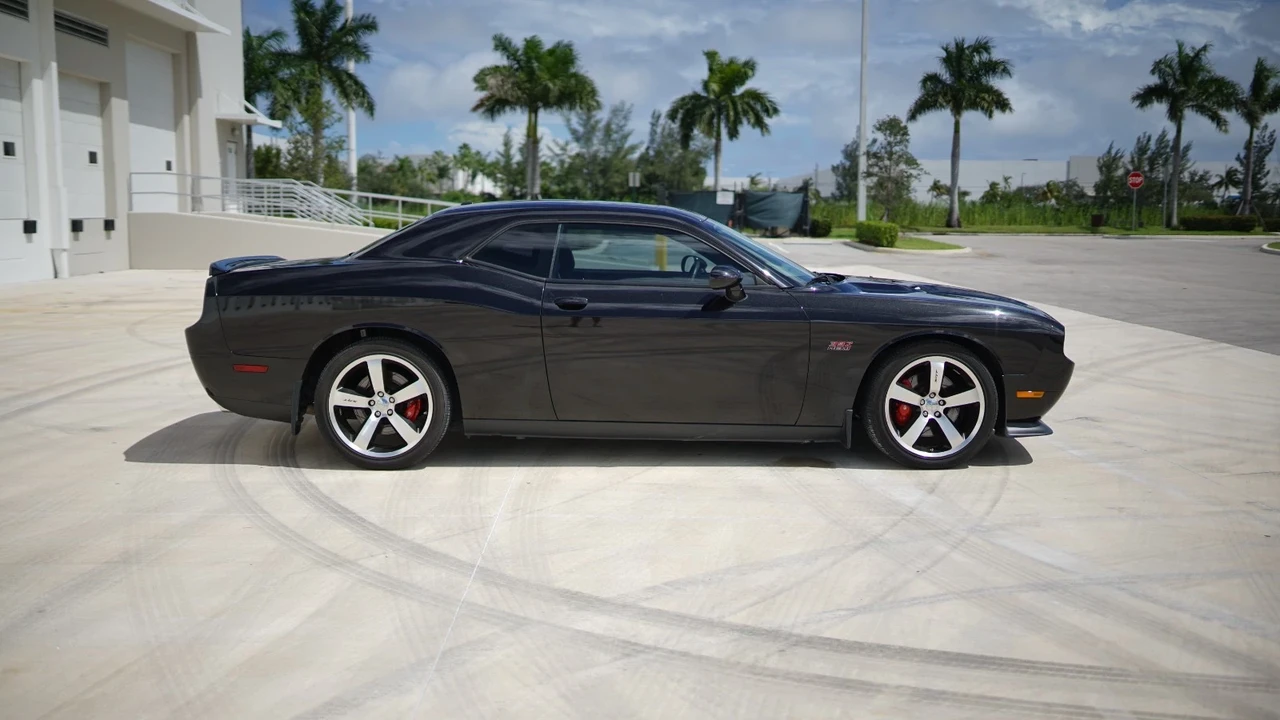 2011 Dodge Challenger SRT8 & 392 3rd Gen - Image 4 of 21