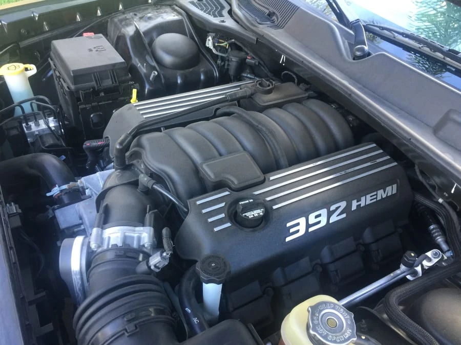 2011 Dodge Challenger SRT8 & 392 3rd Gen - Image 4 of 12