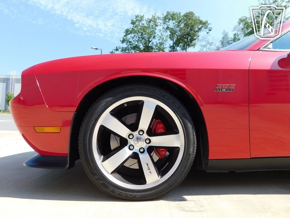 2011 Dodge Challenger SRT8 & 392 3rd Gen - Image 11 of 12