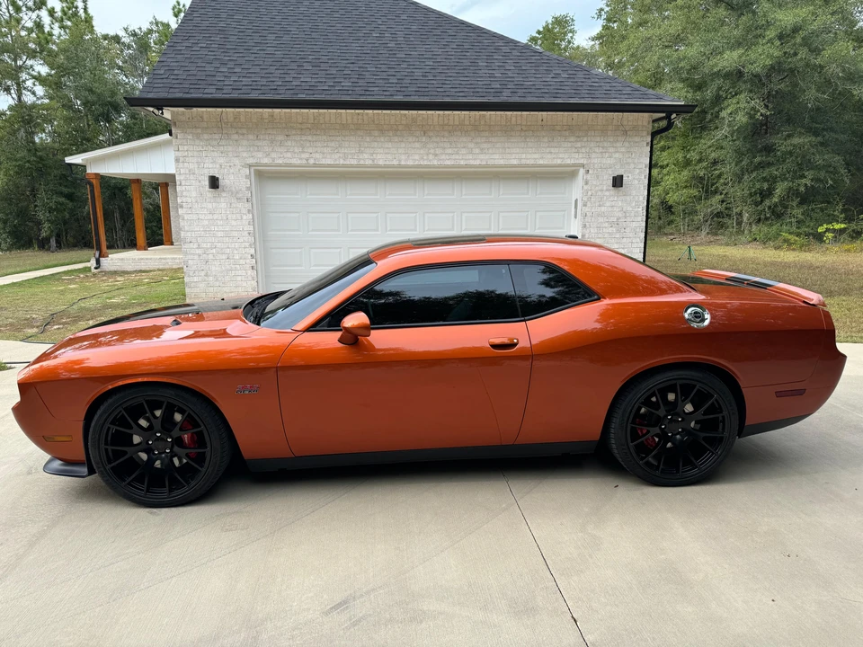 2011 Dodge Challenger SRT8 & 392 3rd Gen - Image 7 of 31