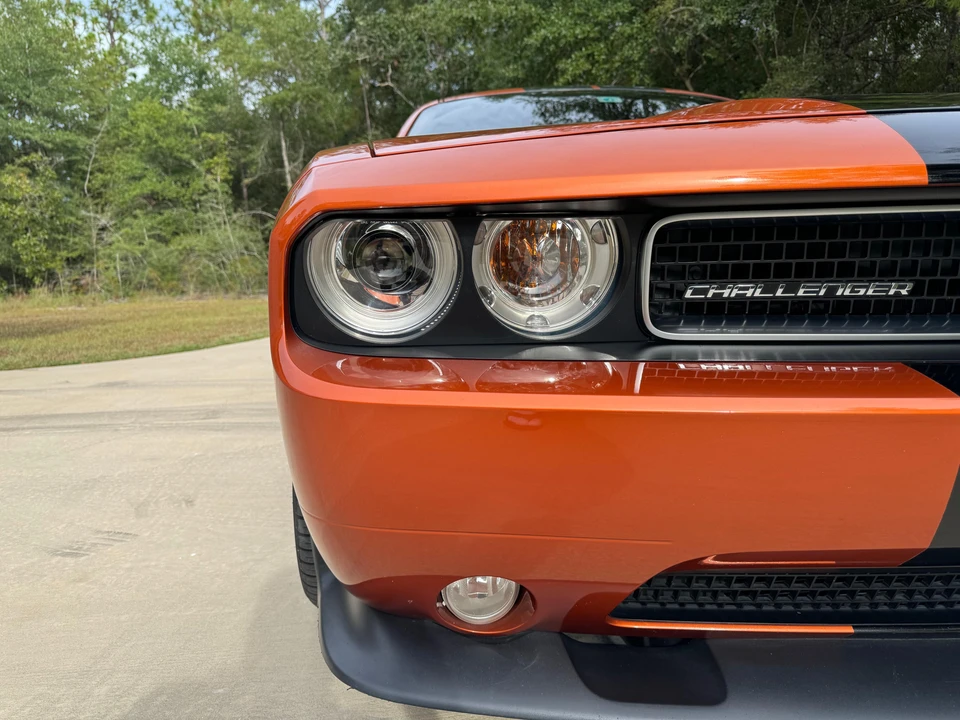 2011 Dodge Challenger SRT8 & 392 3rd Gen - Image 10 of 31