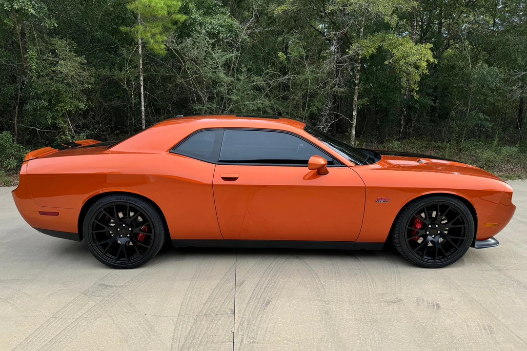 2011 Dodge Challenger SRT8 & 392 3rd Gen - Image 3 of 31