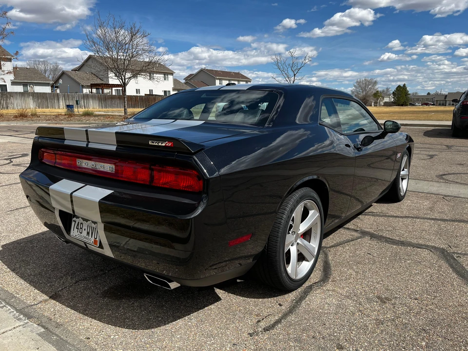 2011 Dodge Challenger SRT8 & 392 3rd Gen - Image 19 of 31
