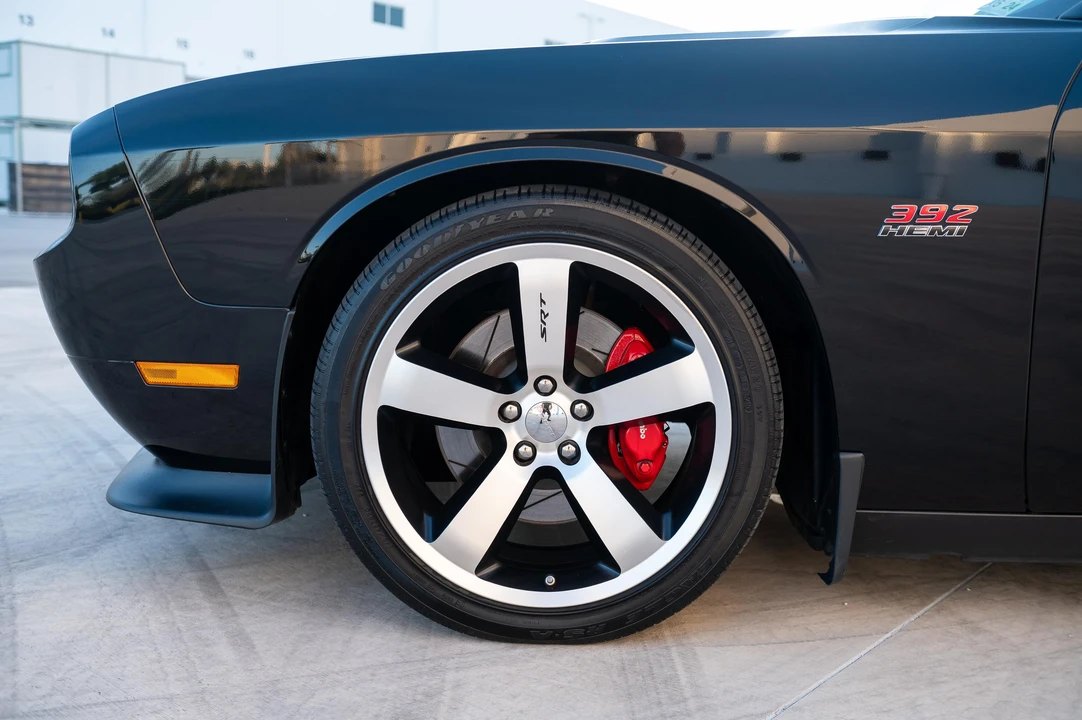 2011 Dodge Challenger SRT8 & 392 3rd Gen - Image 30 of 31