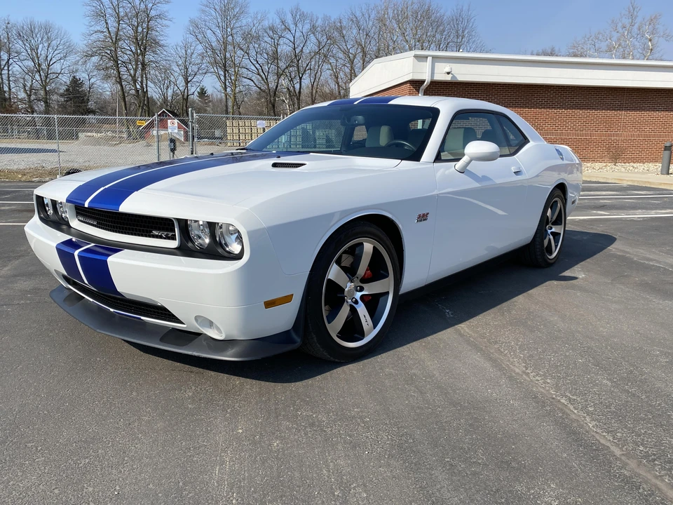 2011 Dodge Challenger SRT8 & 392 3rd Gen - Image 7 of 31