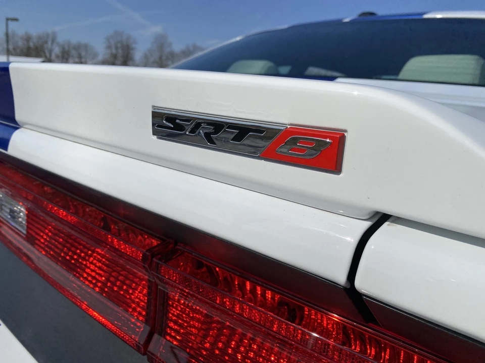 2011 Dodge Challenger SRT8 & 392 3rd Gen - Image 27 of 31