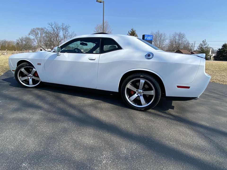 2011 Dodge Challenger SRT8 & 392 3rd Gen - Image 8 of 31