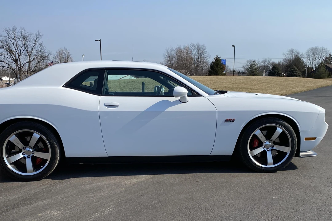 2011 Dodge Challenger SRT8 & 392 3rd Gen - Image 11 of 31