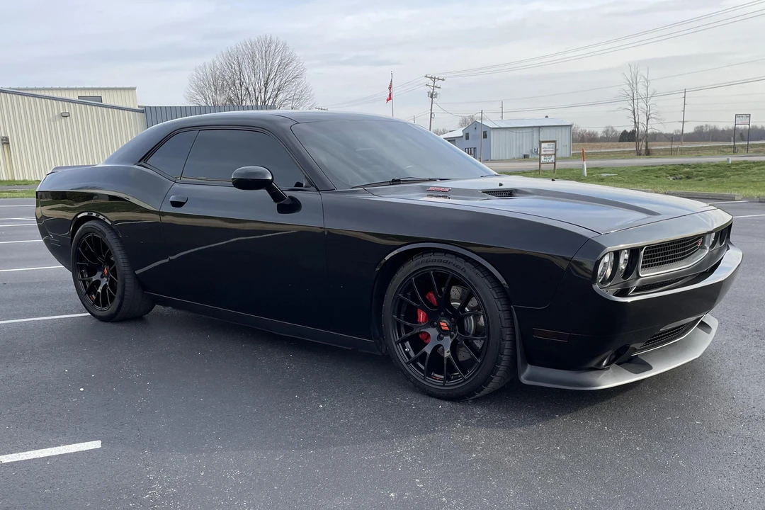 2011 Dodge Challenger SRT8 & 392 3rd Gen - Image 17 of 31