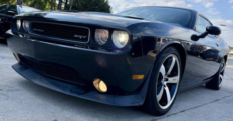 2011 Dodge Challenger SRT8 & 392 3rd Gen - Image 4 of 31