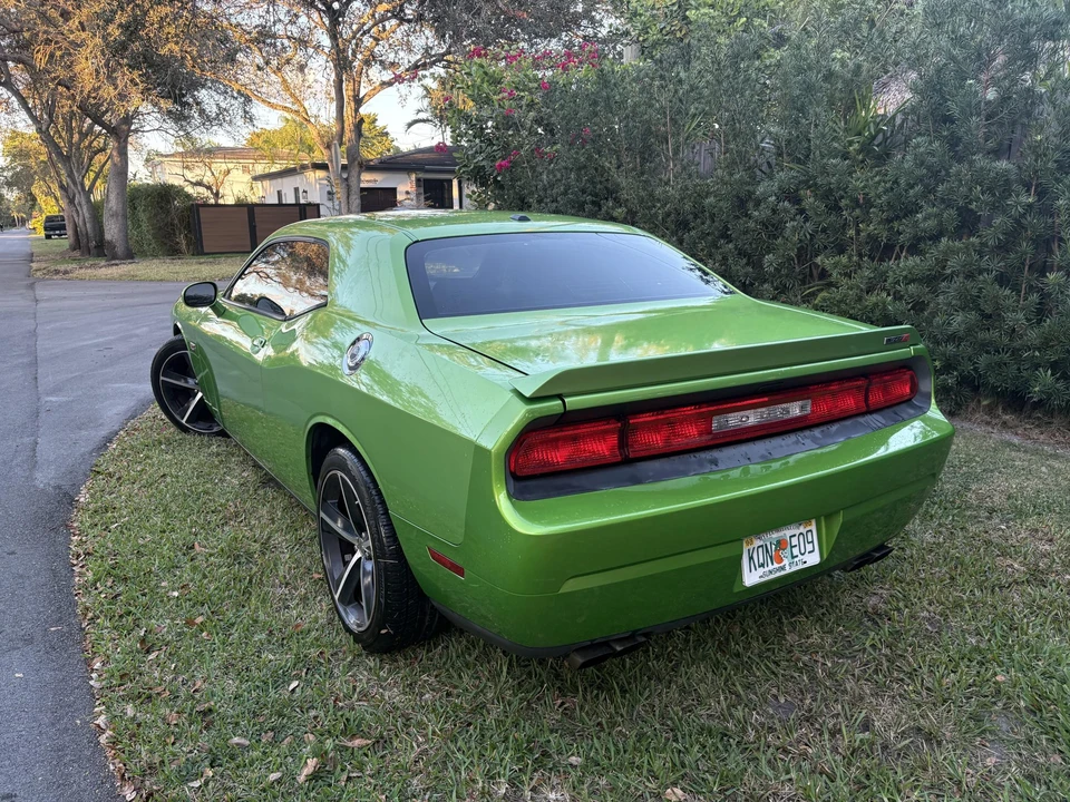 2011 Dodge Challenger SRT8 & 392 3rd Gen - Image 5 of 31