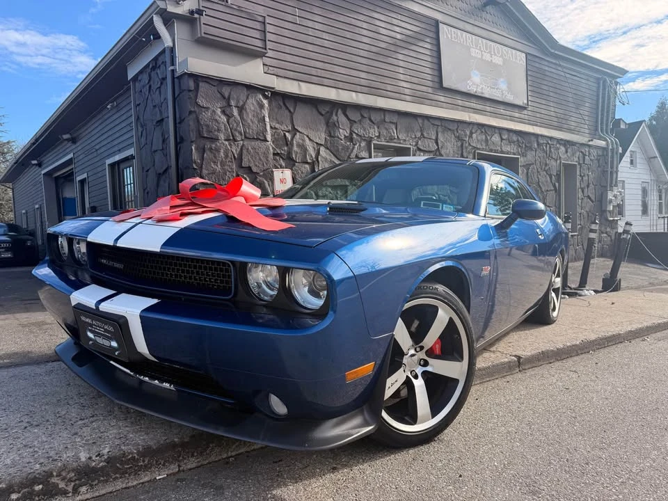 2011 Dodge Challenger SRT8 & 392 3rd Gen - Image 5 of 20