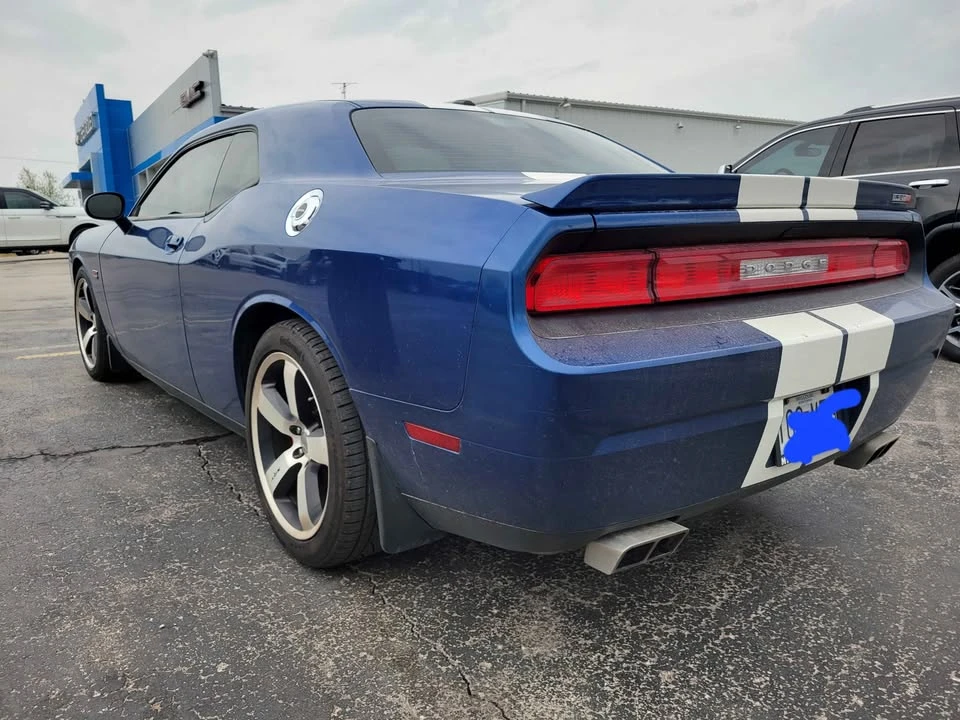2011 Dodge Challenger SRT8 & 392 3rd Gen - Image 4 of 7