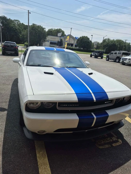 2011 Dodge Challenger SRT8 & 392 3rd Gen - Image 2 of 16