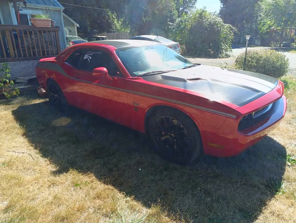 2011 Dodge Challenger SRT8 & 392 3rd Gen - Image 4 of 8