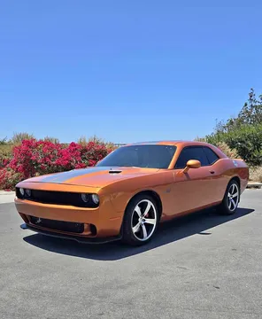 2011 Dodge Challenger SRT8 392 HEMI 6.4L V8