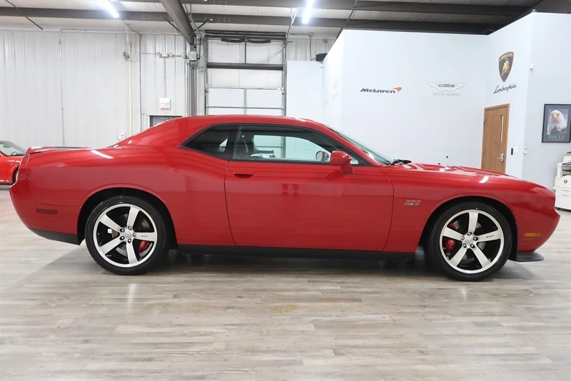 2011 Dodge Challenger SRT8 & 392 3rd Gen - Image 9 of 31