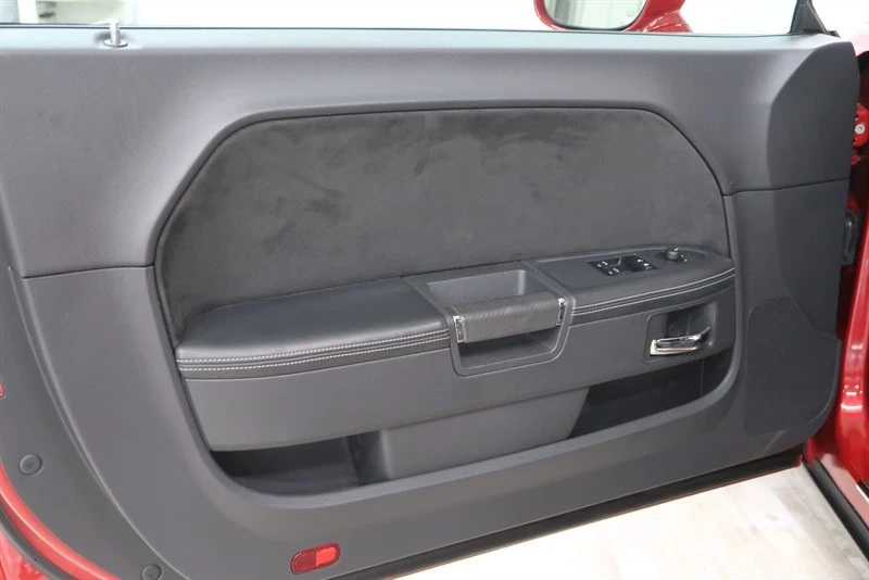 2011 Dodge Challenger SRT8 & 392 3rd Gen - Image 26 of 31