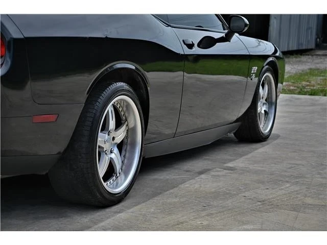 2011 Dodge Challenger SRT8 & 392 3rd Gen - Image 9 of 21