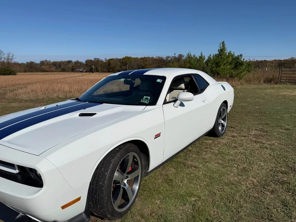 2011 Dodge Challenger SRT8 & 392 3rd Gen - Image 5 of 20