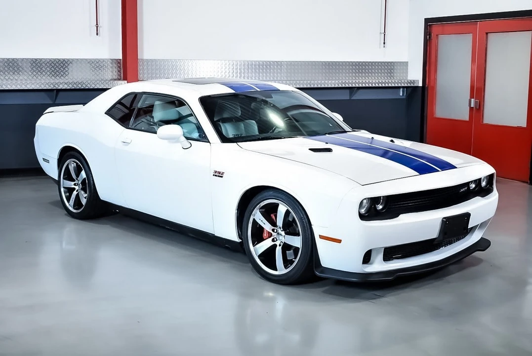2011 Dodge Challenger SRT8 & 392 3rd Gen - Image 6 of 30