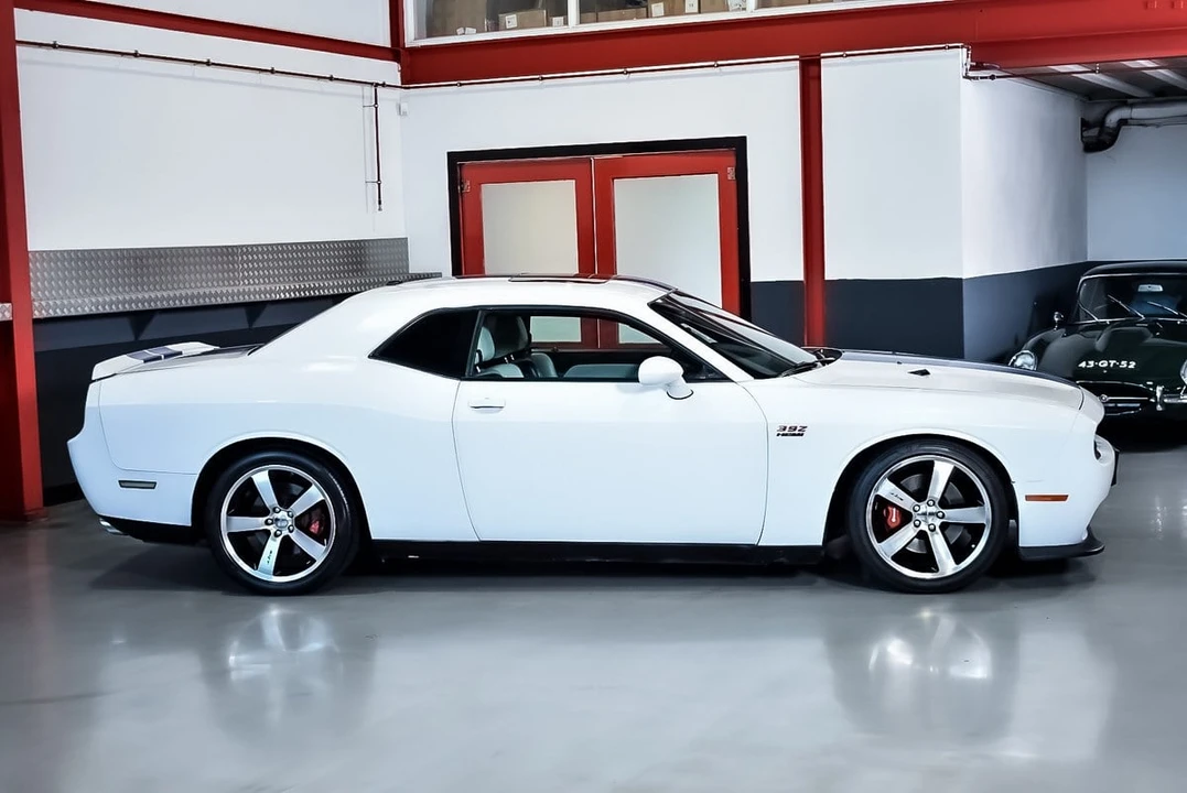 2011 Dodge Challenger SRT8 & 392 3rd Gen - Image 10 of 30