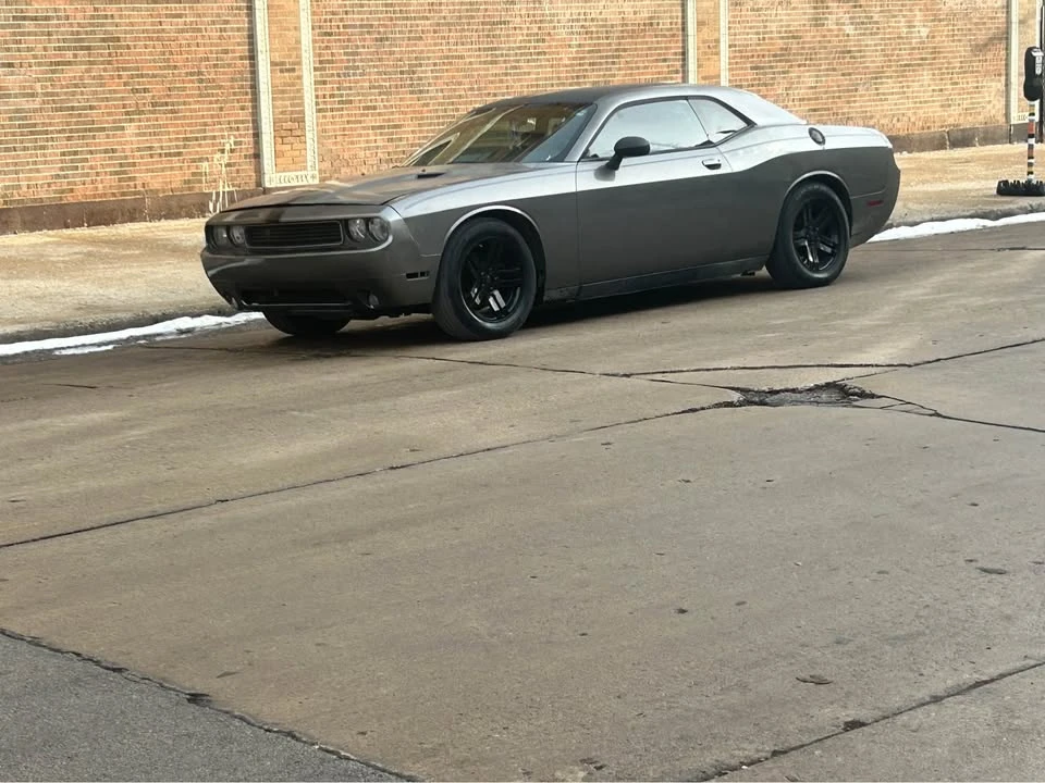 2011 Dodge Challenger 3rd Gen - Image 9 of 10