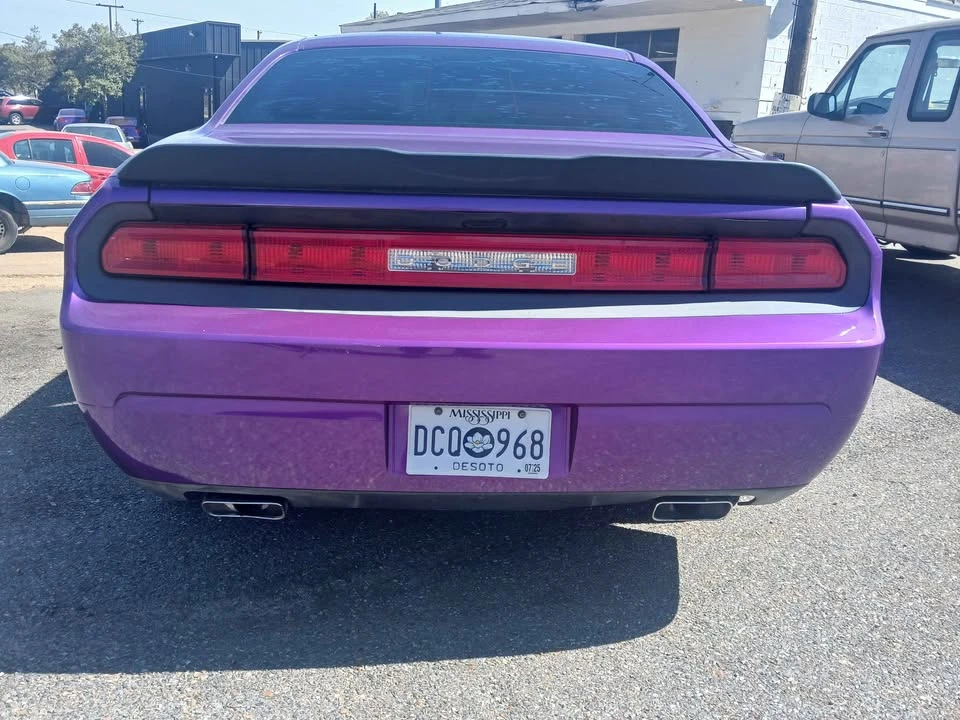 2011 Dodge Challenger 3rd Gen - Image 5 of 6