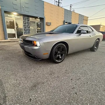 2011 Dodge Challenger SXT Coupe