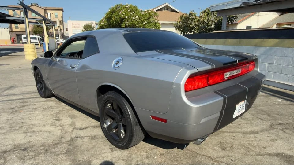 2011 Dodge Challenger 3rd Gen - Image 8 of 14