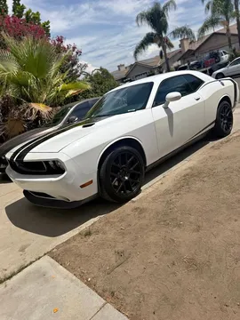 2011 Dodge Challenger SXT Coupe 2D
