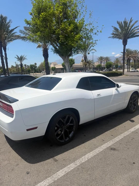 2011 Dodge Challenger 3rd Gen - Image 3 of 5