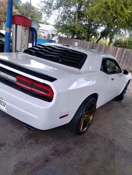 2011 Dodge Challenger SXT Coupe