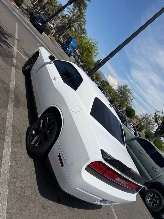 2011 Dodge Challenger 3rd Gen - Image 5 of 5
