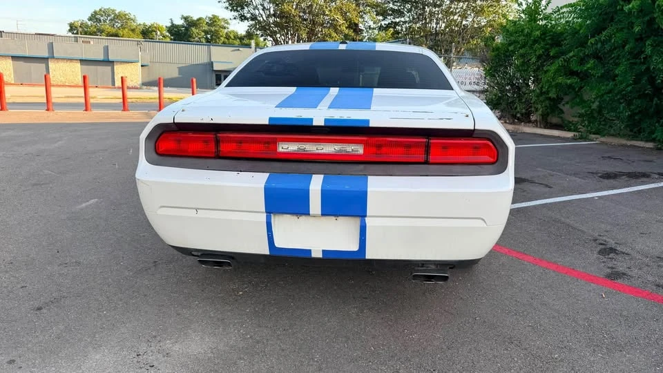 2011 Dodge Challenger 3rd Gen - Image 18 of 18