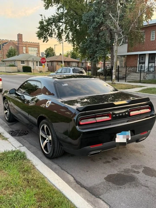2011 Dodge Challenger 3rd Gen - Image 2 of 9